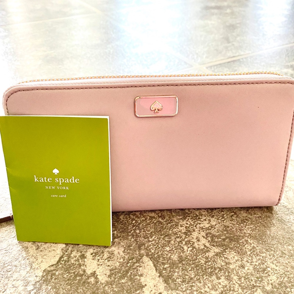 Kate Spade microfiber Wallet